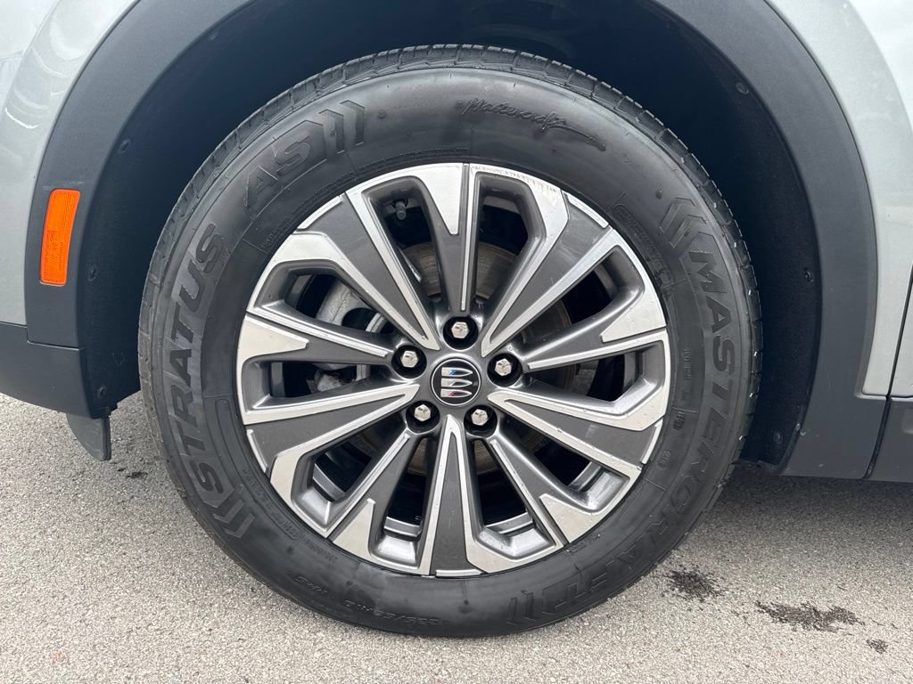 Used 2024 Buick Envision Preferred AWD/4WD image 27