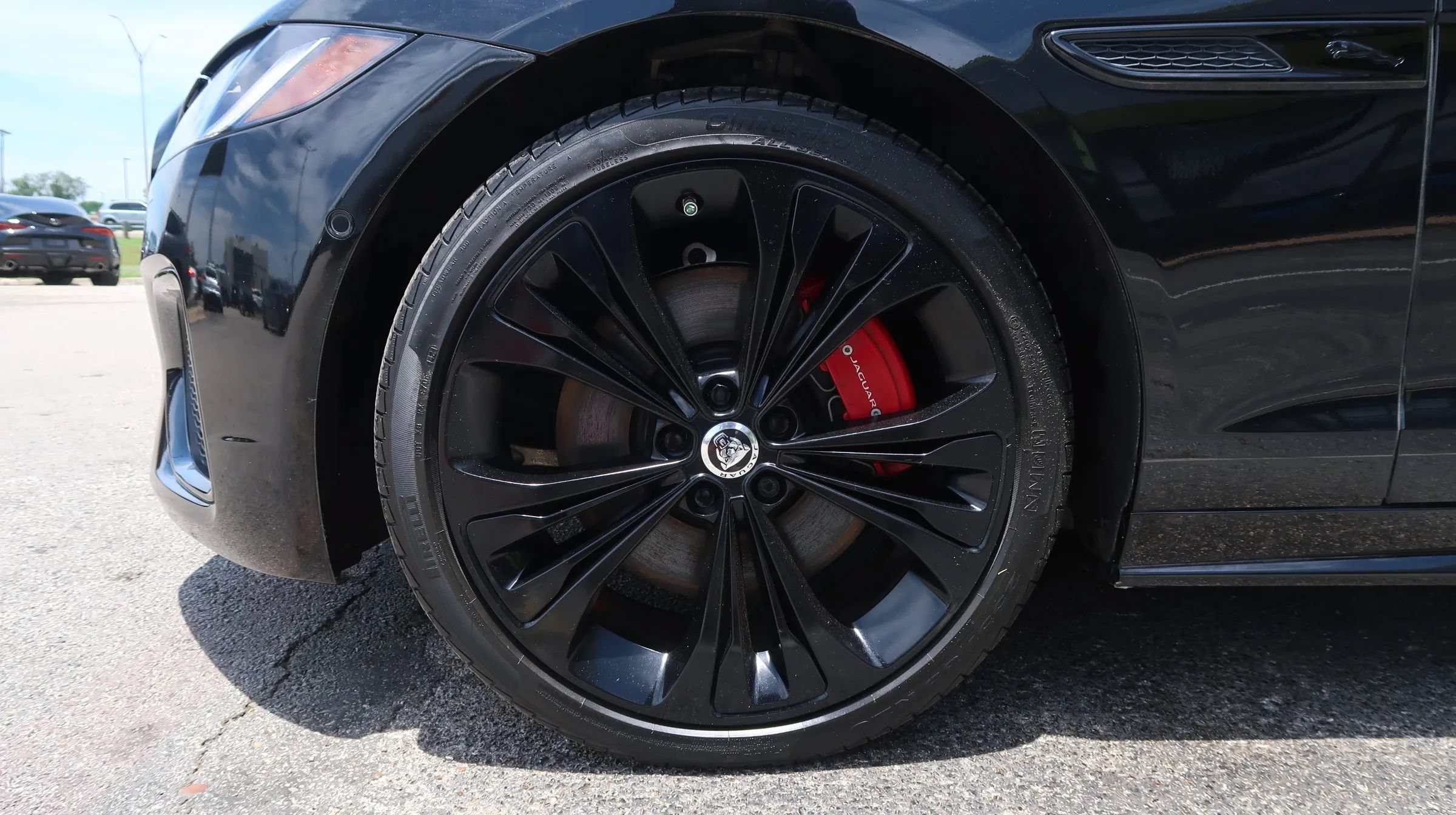 Used 2024 Jaguar XF R-Dynamic SE AWD/4WD image 55