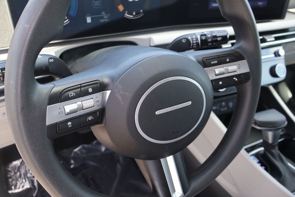 Used 2025 Hyundai Tucson SEL AWD/4WD image 6