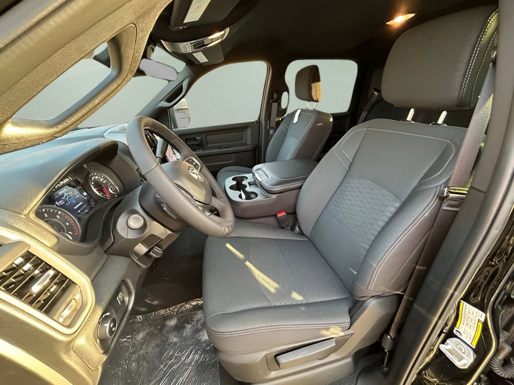 New 2025 RAM 2500 Tradesman w/ Safety Group AWD/4WD image 18