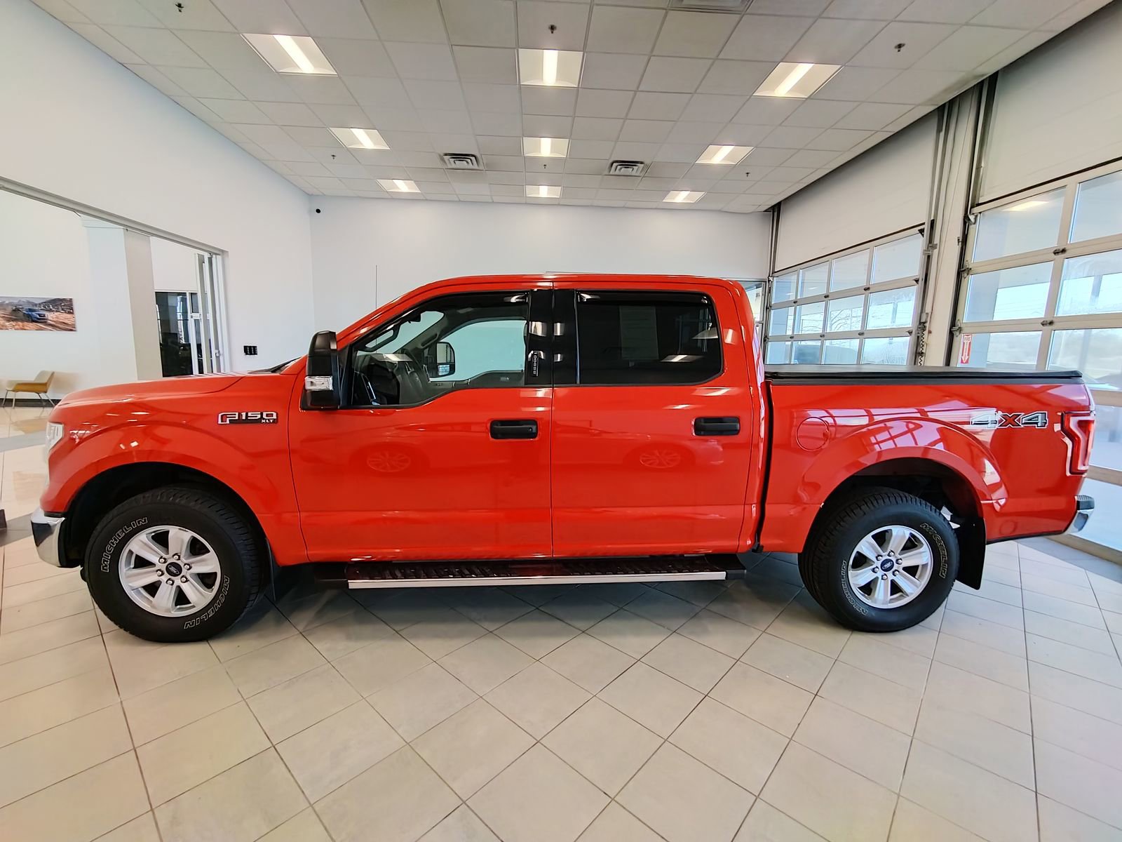 Used 2016 Ford F150 XLT image 7