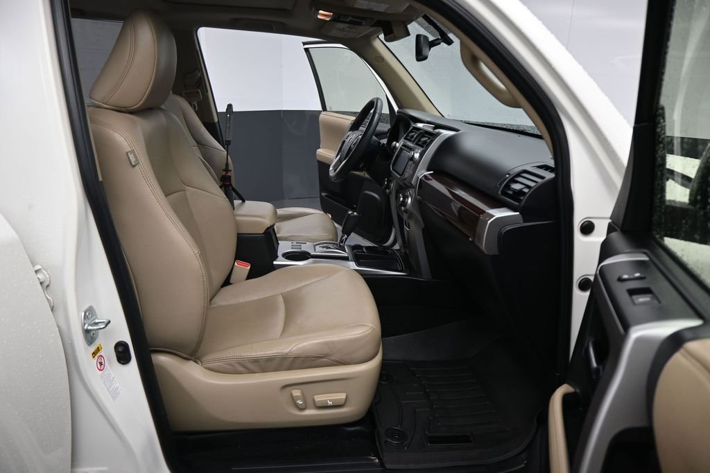 Used 2014 Toyota 4Runner Limited RWD image 20