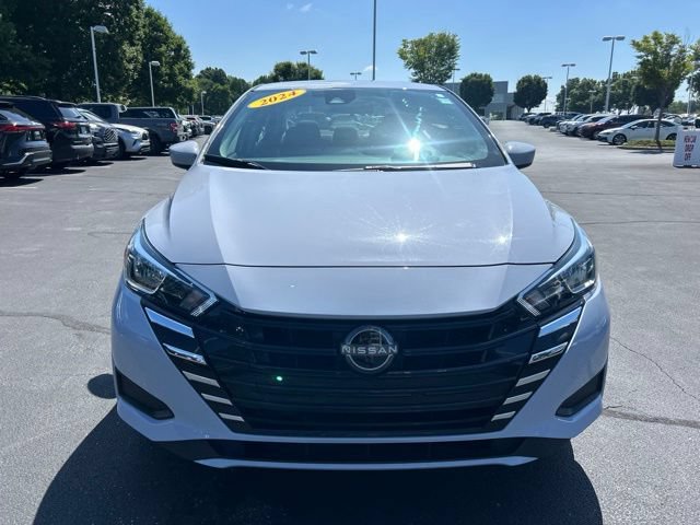 Used 2024 Nissan Versa SV FWD image 2