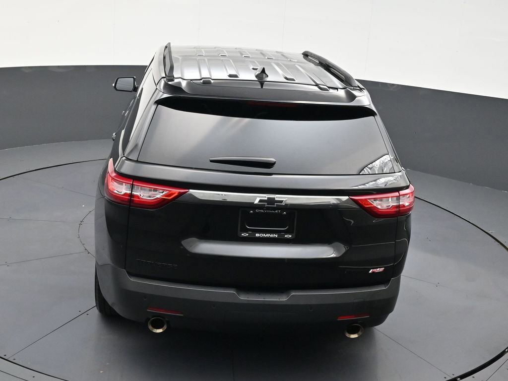Used 2021 Chevrolet Traverse RS FWD image 16
