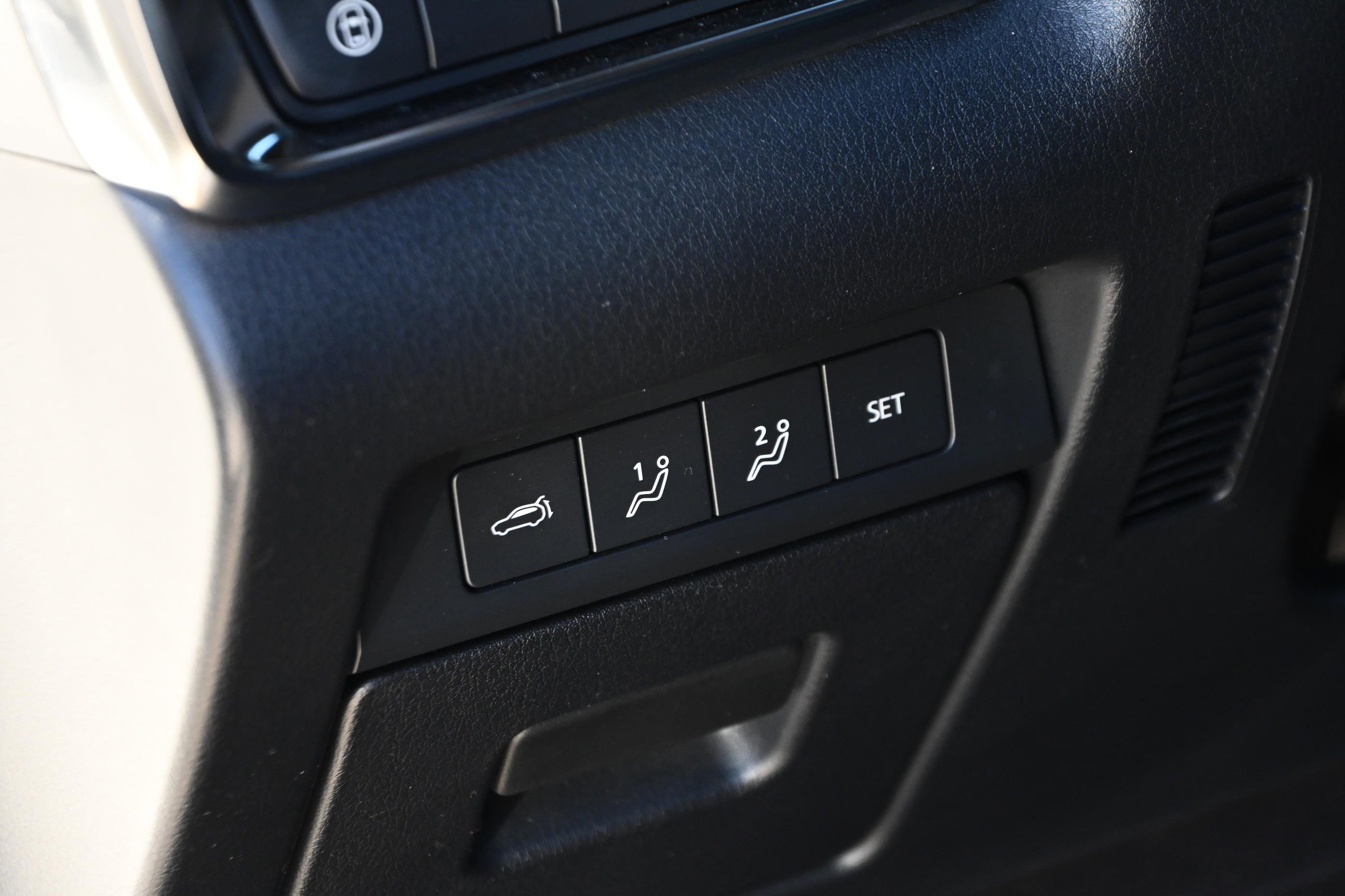 Used 2020 MAZDA CX-30 AWD w/ Premium Package image 26