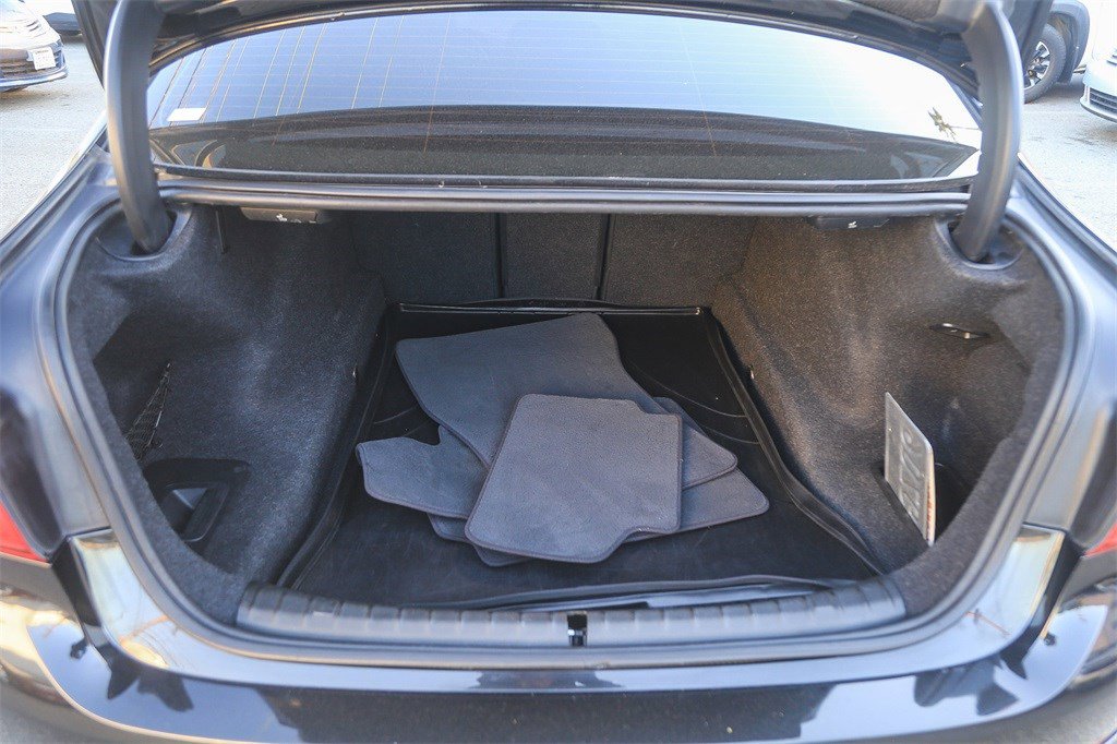 Used 2019 BMW 530i xDrive w/ Convenience Package image 25