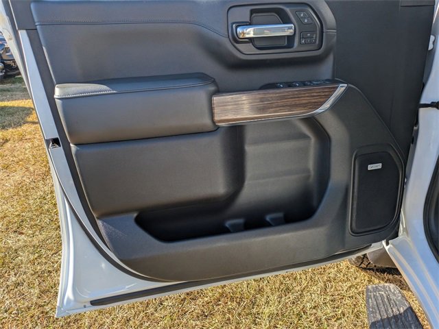 Certified 2022 Chevrolet Silverado 3500 High Country w/ Snow Plow Prep/Camper Package image 17