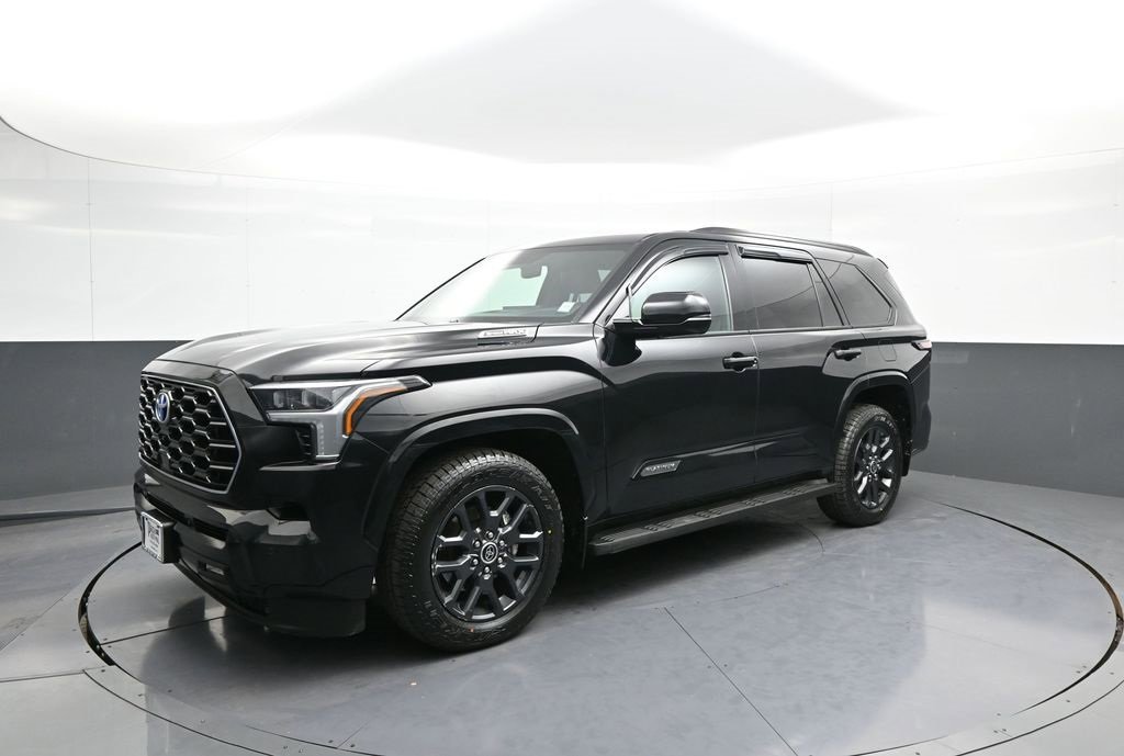 Certified 2023 Toyota Sequoia Platinum image 10