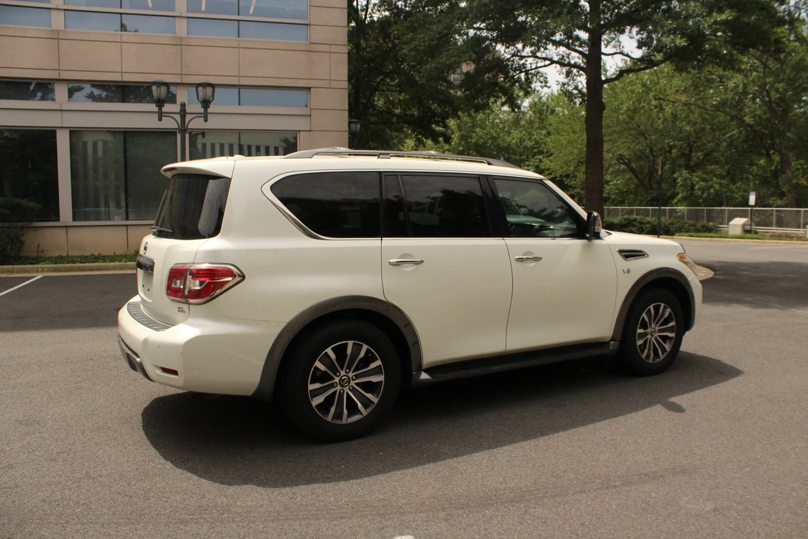 Used 2020 Nissan Armada SL w/ Premium Package RWD image 6