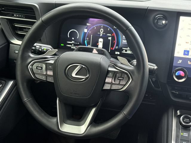 Used 2025 Lexus GX 550 w/ Accessory Package (2T) AWD/4WD image 13