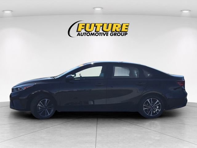 Used 2023 Kia Forte LXS w/ LXS Technology Package image 7