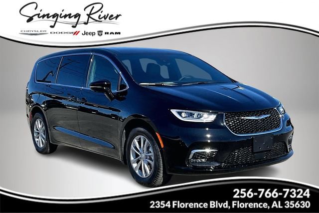 New 2026 Chrysler Pacifica Select image 1