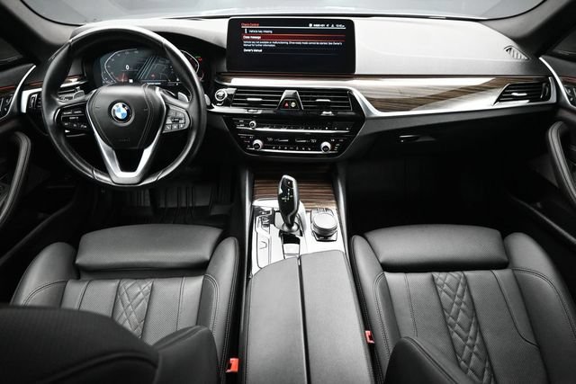 Used 2021 BMW 530i xDrive w/ Premium Package AWD/4WD image 12