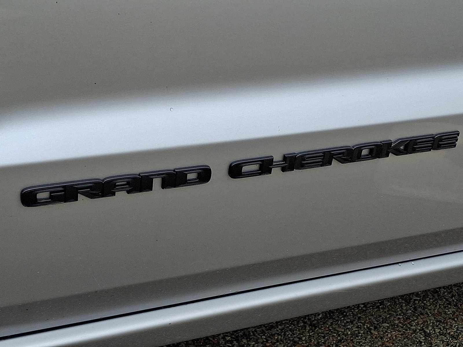 Used 2020 Jeep Grand Cherokee Altitude AWD/4WD image 30
