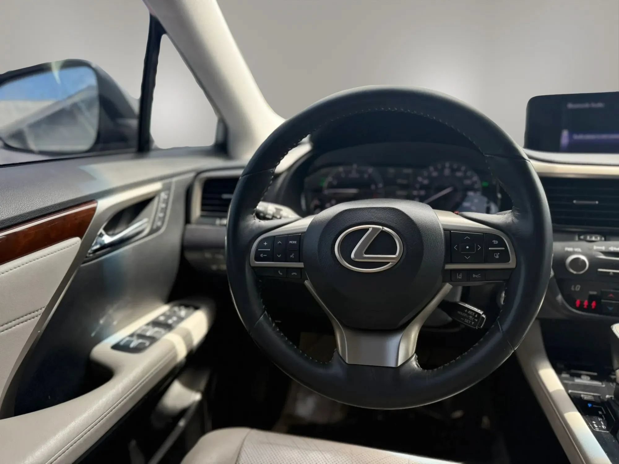 Used 2017 Lexus RX 350 FWD w/ Premium Package image 10