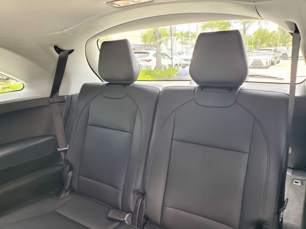 Used 2017 Acura MDX FWD w/ Technology Package image 13