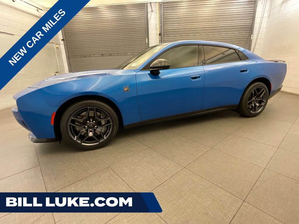 Used 2026 Dodge Charger Scat Pack w/ Blacktop Package AWD/4WD image 1