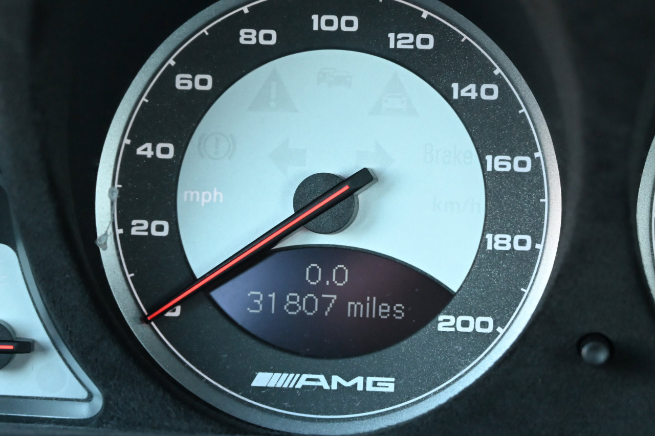 Used 2005 Mercedes-Benz SL 55 AMG image 28