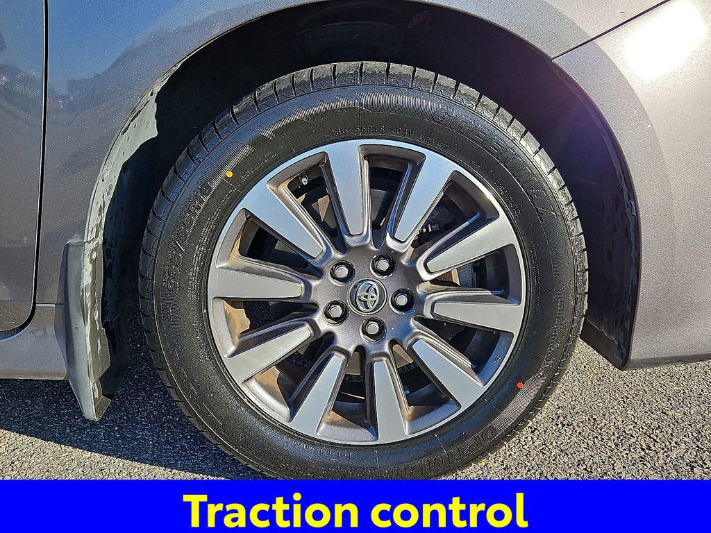 Used 2019 Toyota Sienna AWD image 8