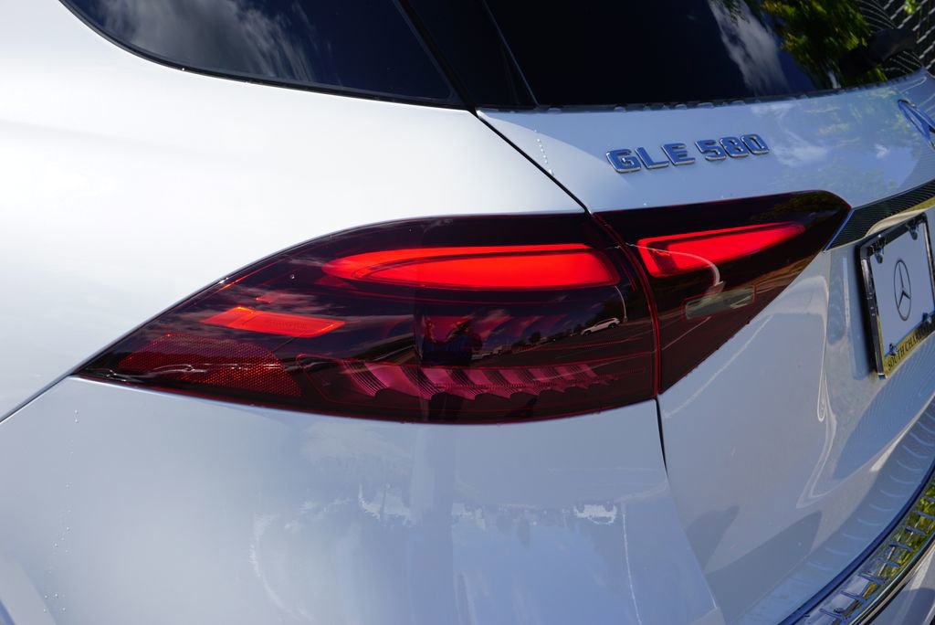 New 2026 Mercedes-Benz GLE 580 4MATIC image 16