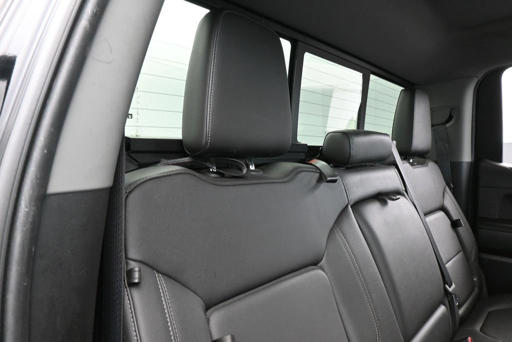 Used 2019 Chevrolet Silverado 1500 LT w/ All-Star Edition AWD/4WD image 36