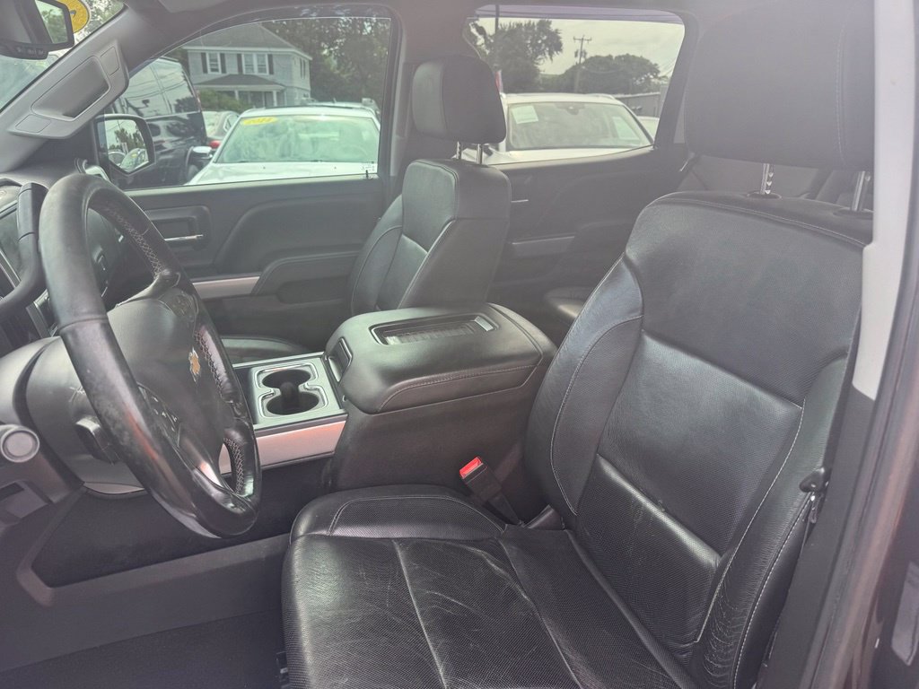 Used 2016 Chevrolet Silverado 1500 LTZ w/ LTZ Plus Package AWD/4WD image 29