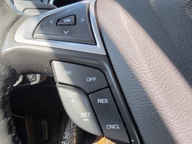 Used 2013 Ford Fusion Titanium FWD image 14