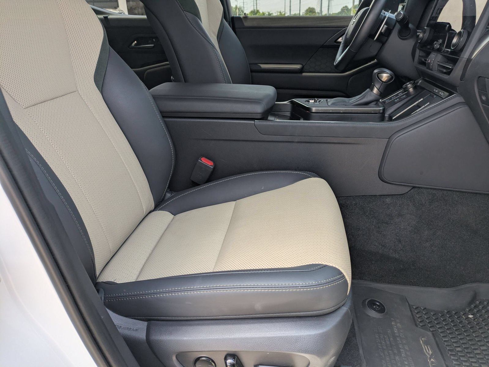 Used 2025 Lexus GX 550 AWD/4WD image 30