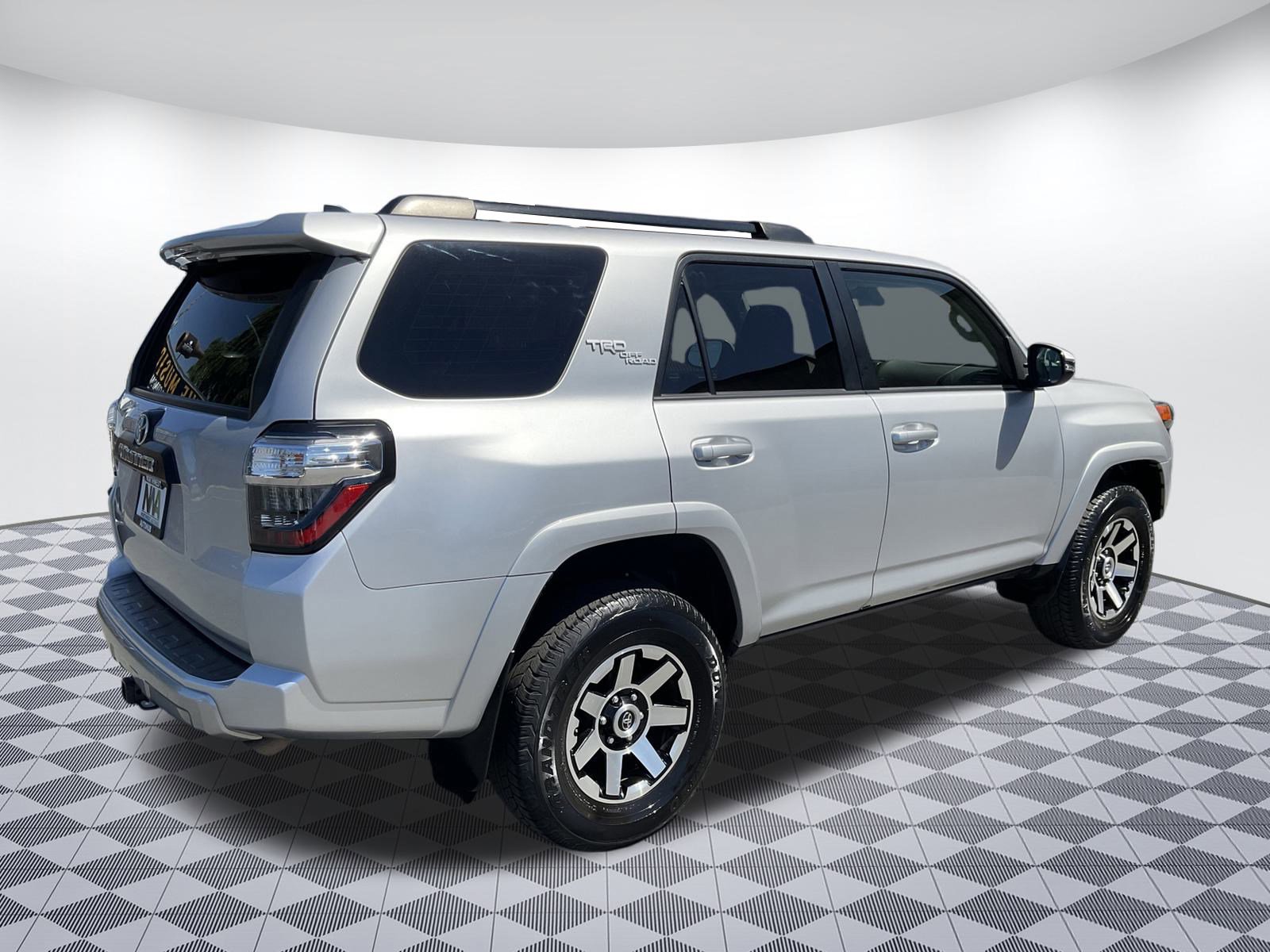Used 2021 Toyota 4Runner TRD Off-Road Premium image 3