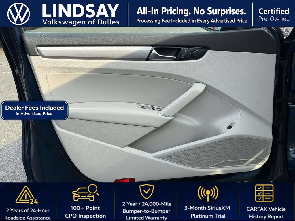Certified 2021 Volkswagen Passat 2.0T SE FWD image 11