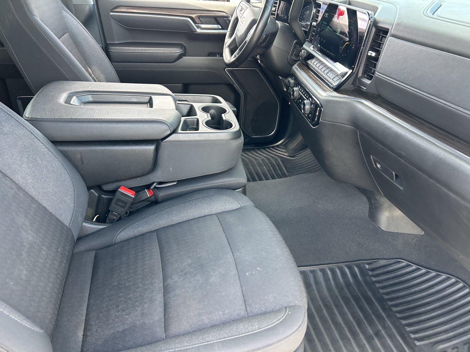 Certified 2025 Chevrolet Silverado 1500 LT RWD image 11
