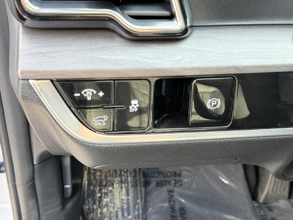 Used 2024 Kia Sportage X-Line w/ X-Line Premium Package AWD/4WD image 31