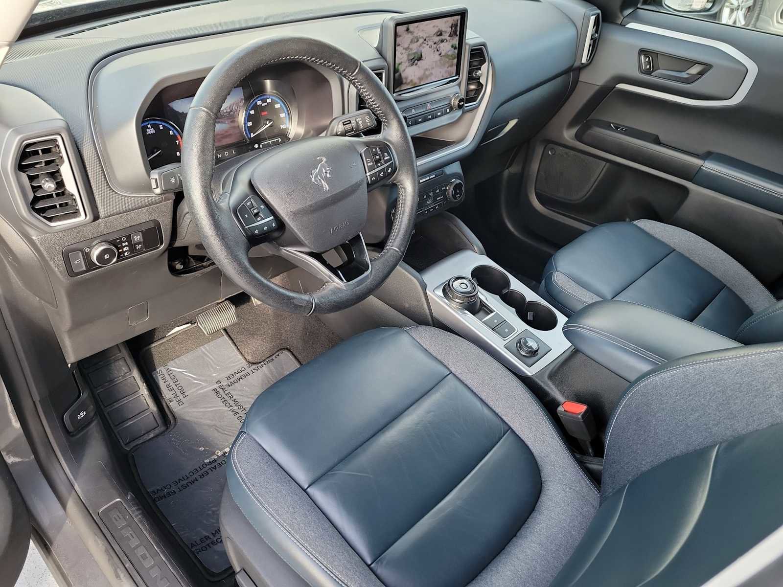 Used 2022 Ford Bronco Sport Outer Banks AWD/4WD image 2