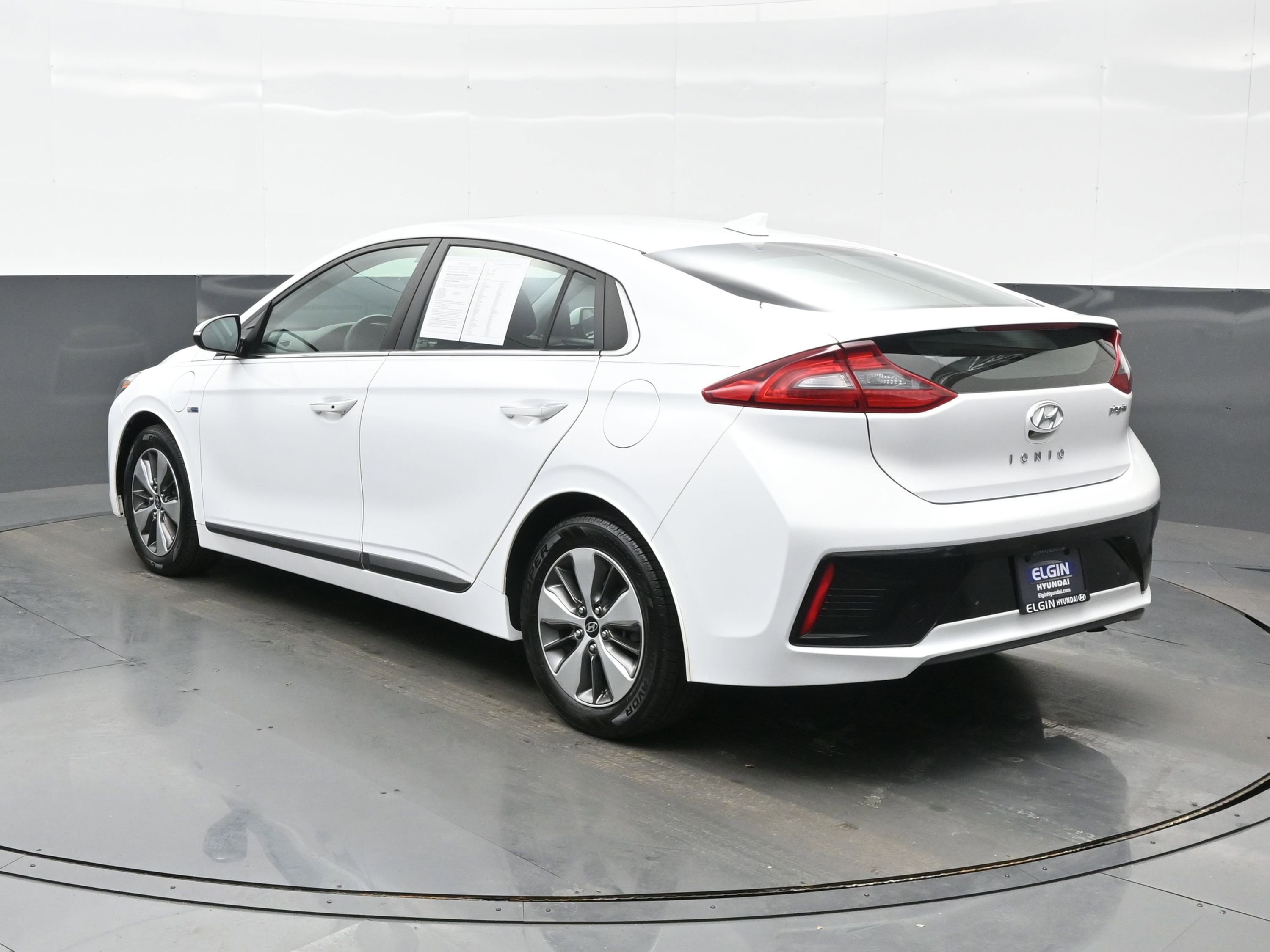 Used 2018 Hyundai Ioniq Limited w/ Ultimate Package 02 image 4