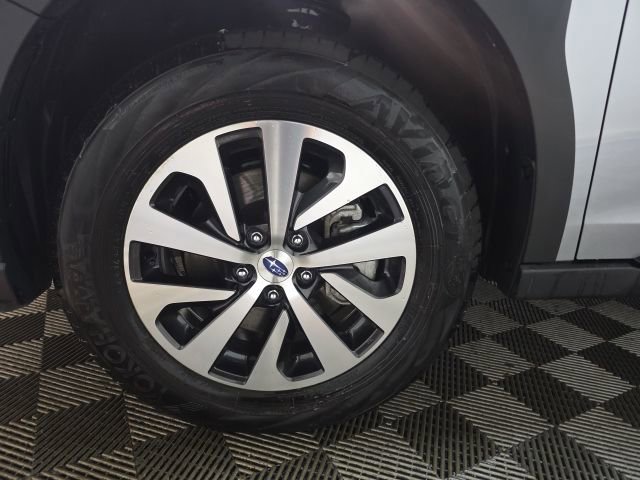 Certified 2025 Subaru Outback Premium image 10