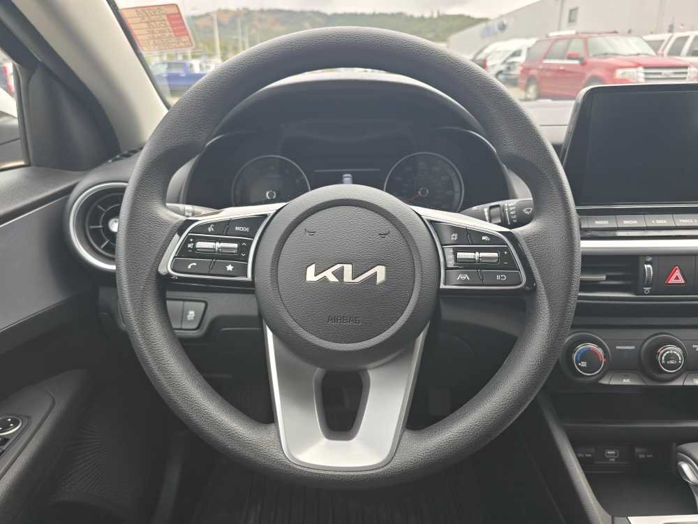 Used 2023 Kia Forte LXS FWD image 11