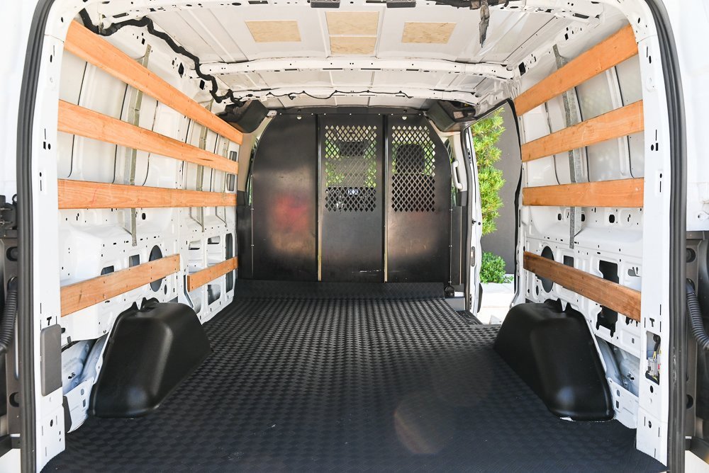 Used 2024 Ford Transit 250 Low Roof w/ Exterior Upgrade Package image 10