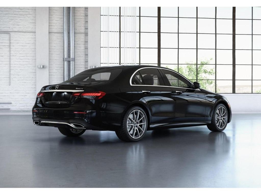 Used 2023 Mercedes-Benz E 450 4MATIC Sedan image 22