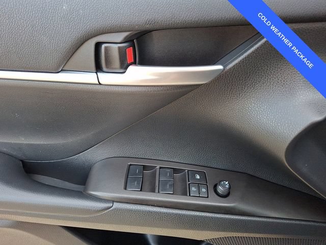 Used 2024 Toyota Camry SE w/ Cold Weather Package FWD image 13