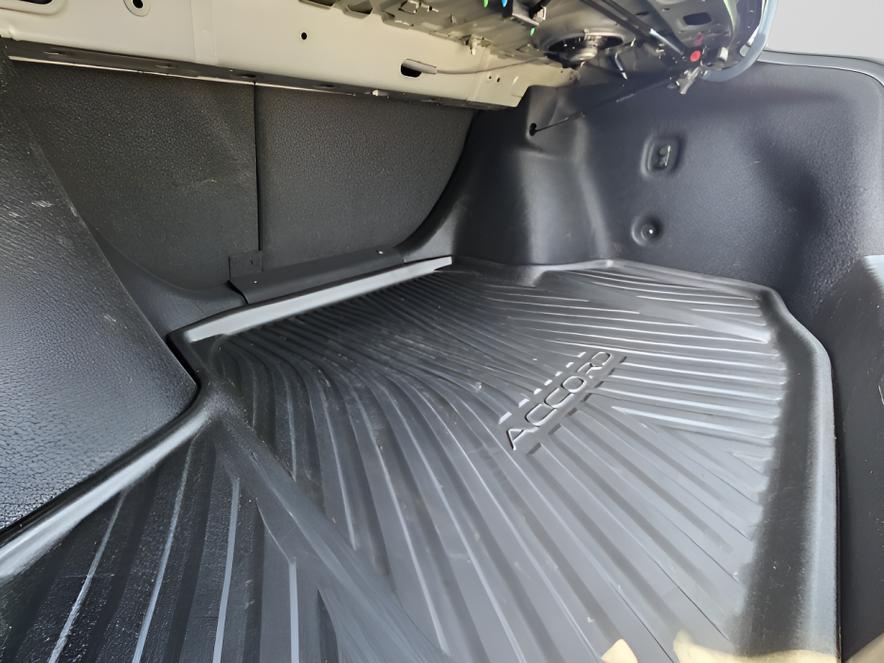Used 2023 Honda Accord EX image 25