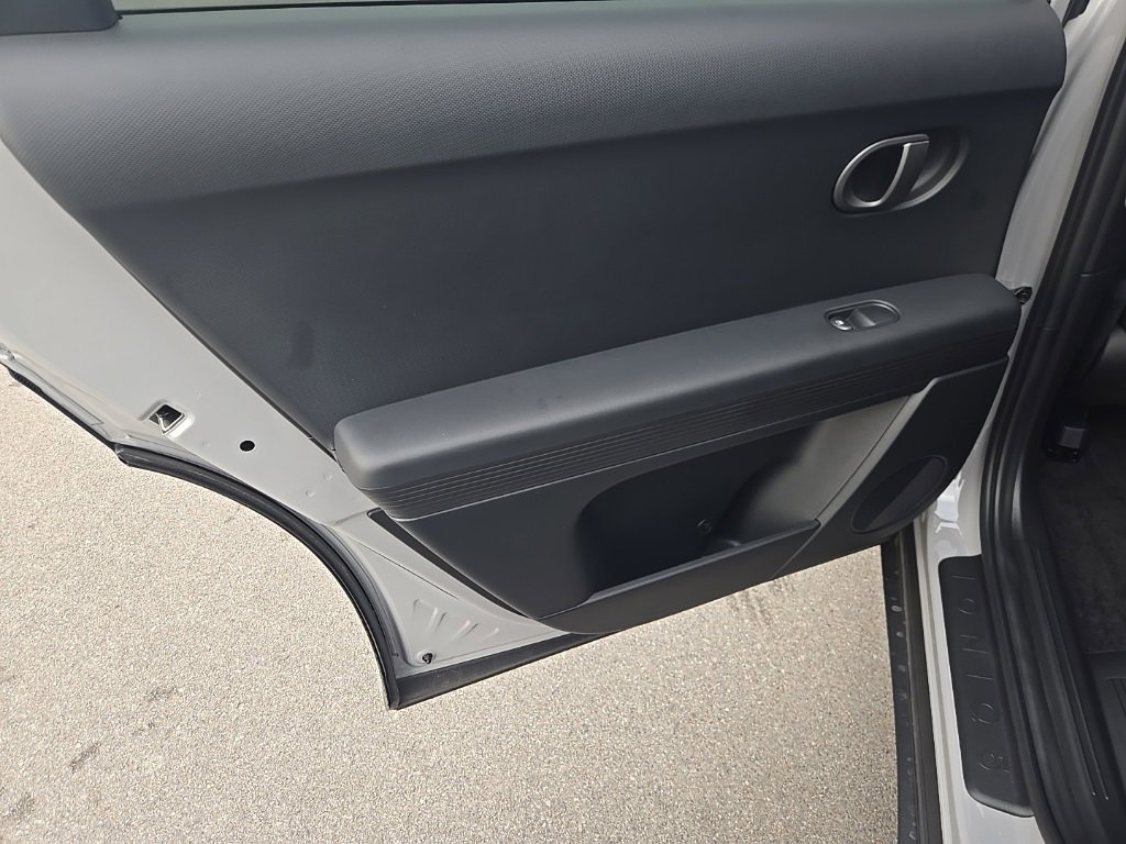 New 2026 Hyundai Ioniq 5 SEL image 11