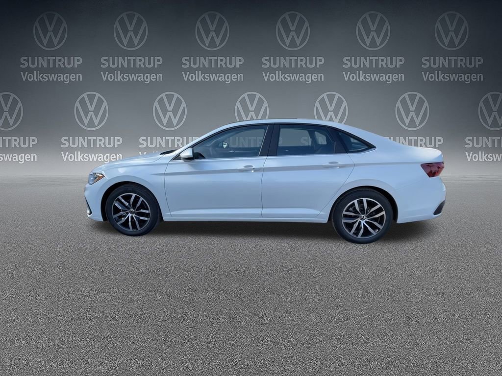 New 2025 Volkswagen Jetta SE image 13