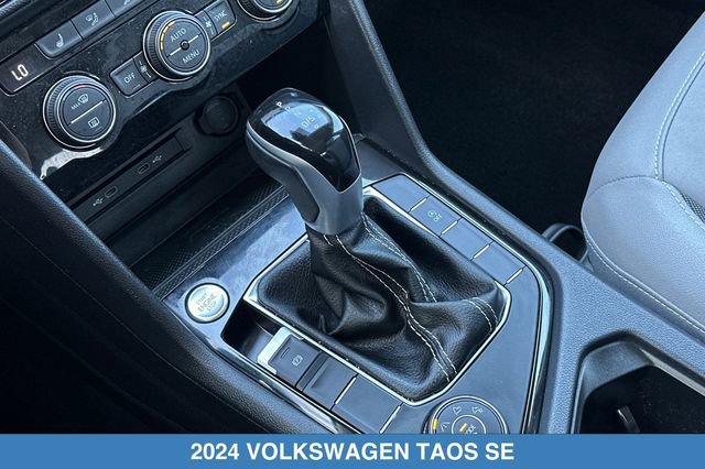 Used 2024 Volkswagen Taos SE w/ Panoramic Sunroof Package AWD/4WD image 23