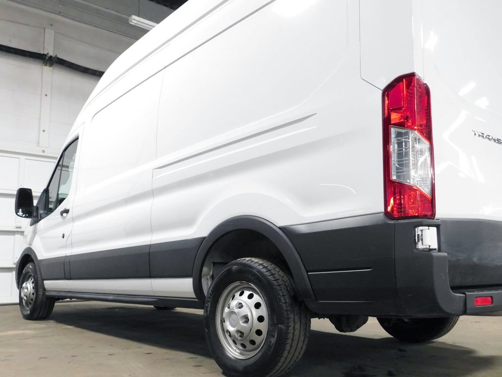 Used 2022 Ford Transit 250 148 High Roof AWD image 69