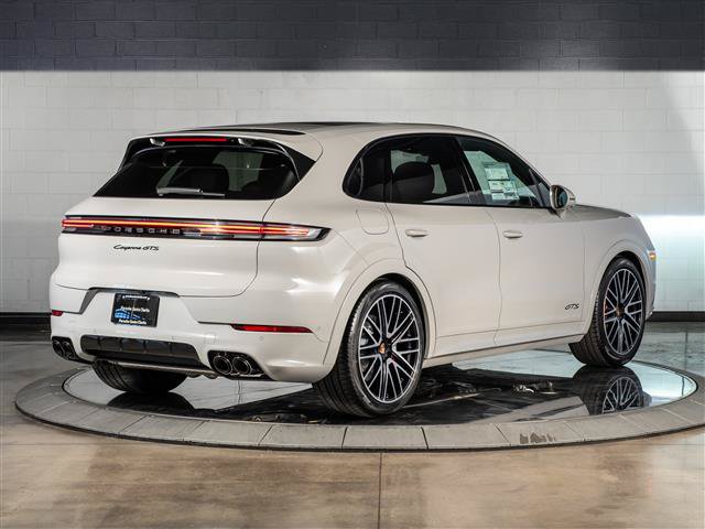 New 2026 Porsche Cayenne GTS AWD/4WD image 9