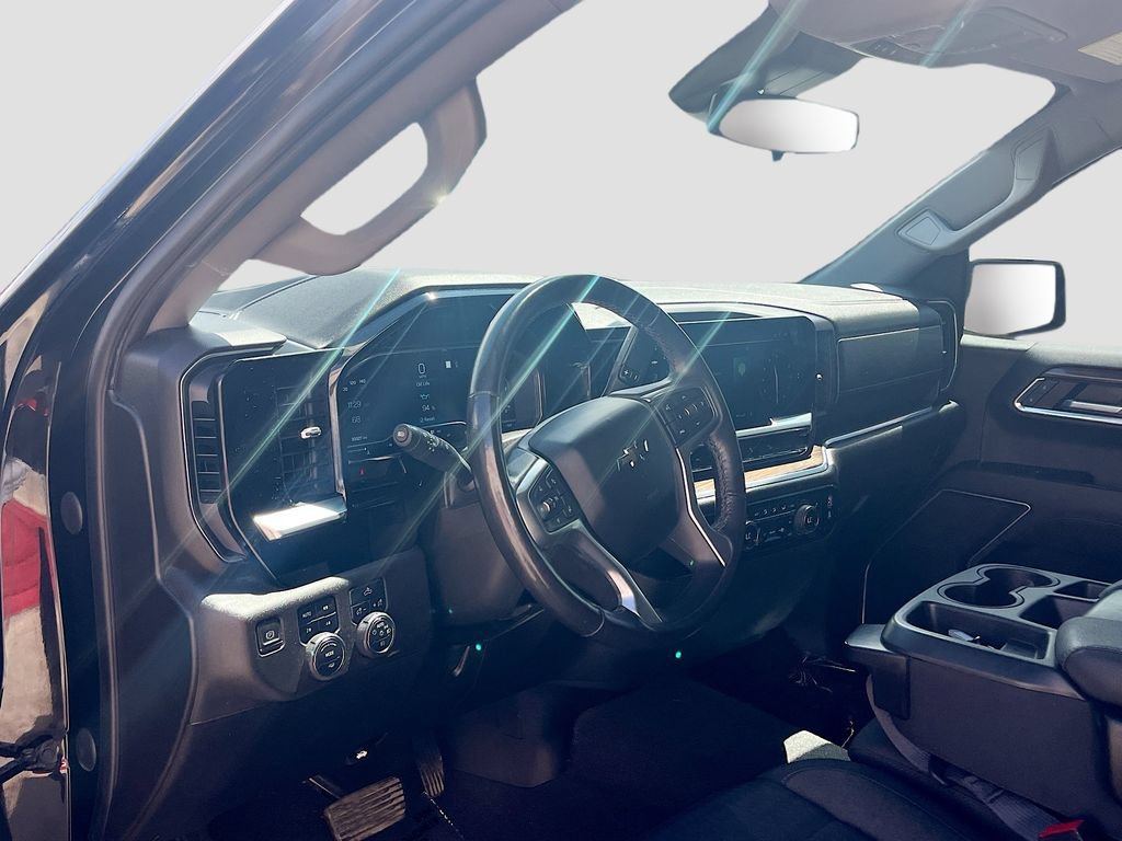 Used 2022 Chevrolet Silverado 1500 RST AWD/4WD image 9