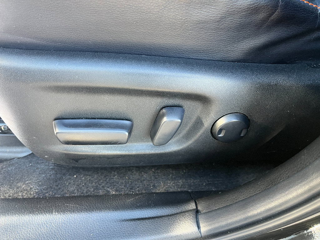 Used 2018 Toyota RAV4 SE w/ Power Extra Value Package image 27