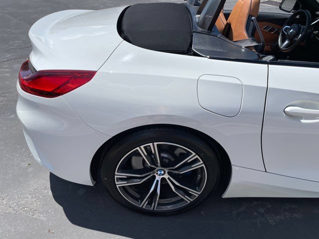 Used 2020 BMW Z4 M40i w/ Driving Assistance Package RWD image 27