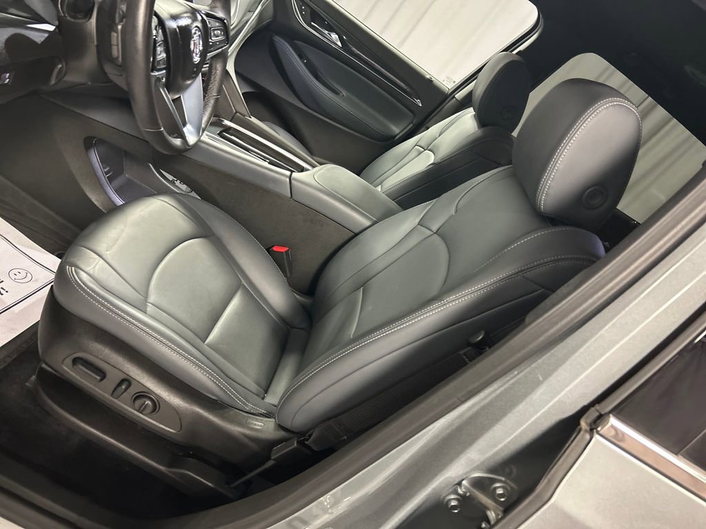 Used 2024 Buick Enclave Essence w/ Sport Touring Edition AWD/4WD image 12