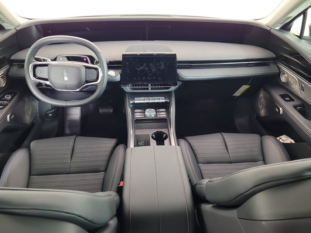 New 2026 Lincoln Nautilus Reserve AWD/4WD image 7